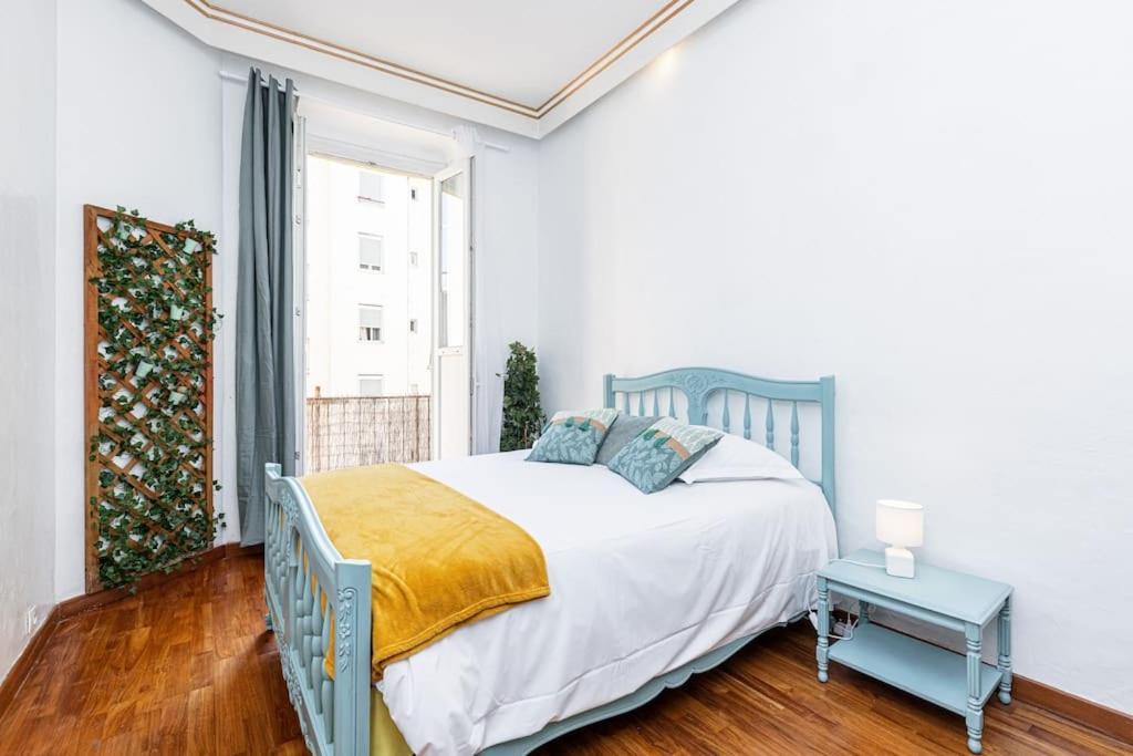 Risso - Comfortable 3 Bedrooms With Balcony Nice Exteriör bild