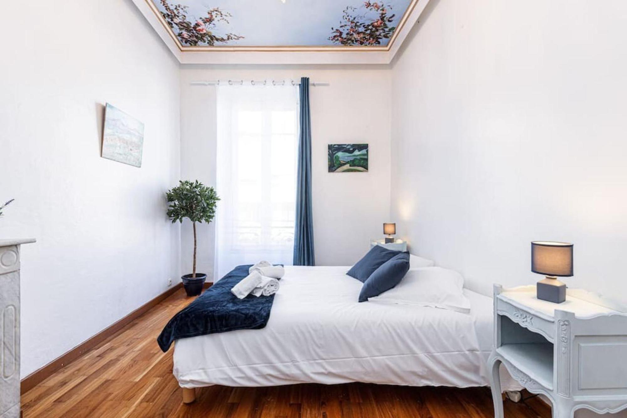 Risso - Comfortable 3 Bedrooms With Balcony Nice Exteriör bild