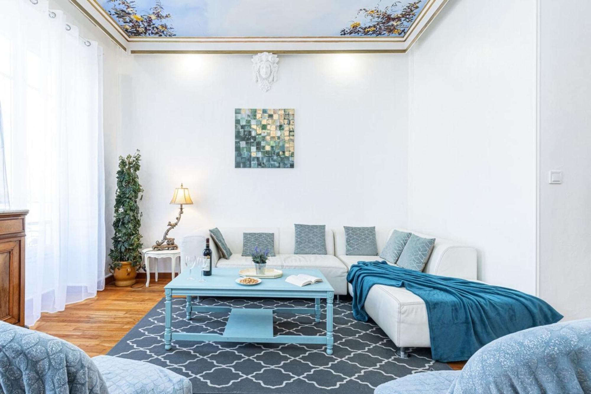 Risso - Comfortable 3 Bedrooms With Balcony Nice Exteriör bild