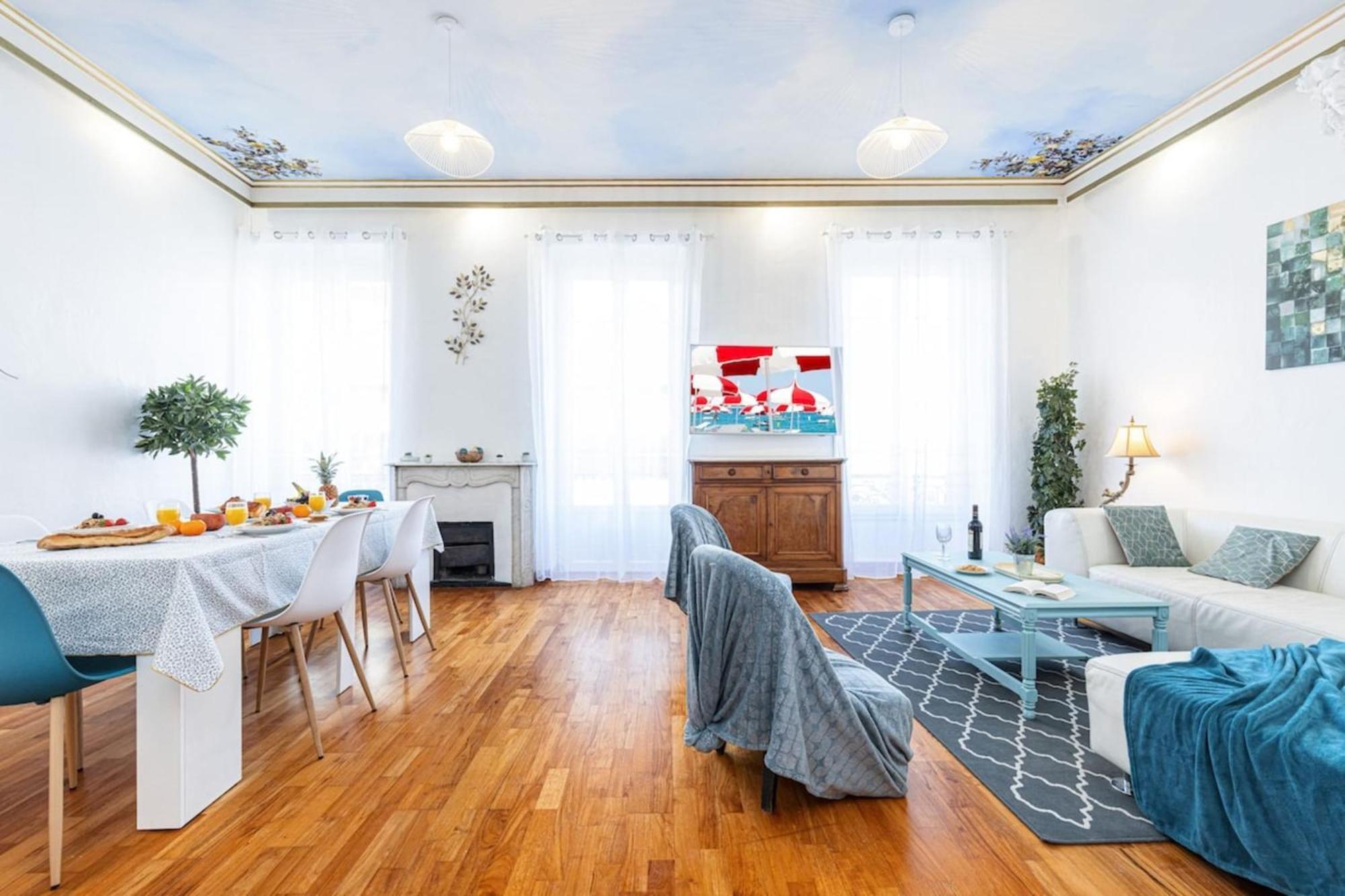 Risso - Comfortable 3 Bedrooms With Balcony Nice Exteriör bild