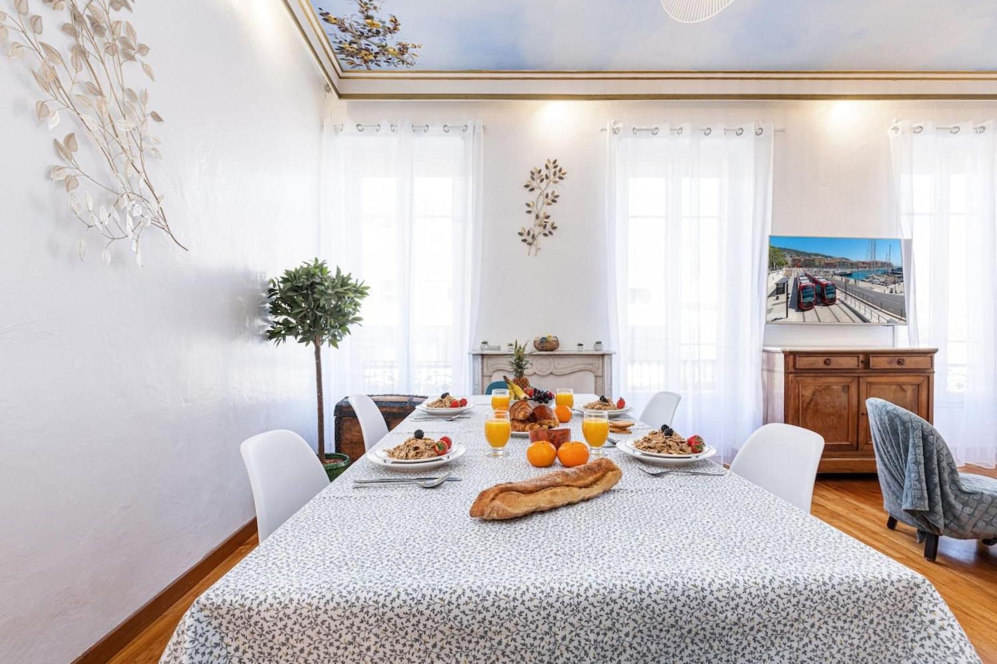 Risso - Comfortable 3 Bedrooms With Balcony Nice Exteriör bild
